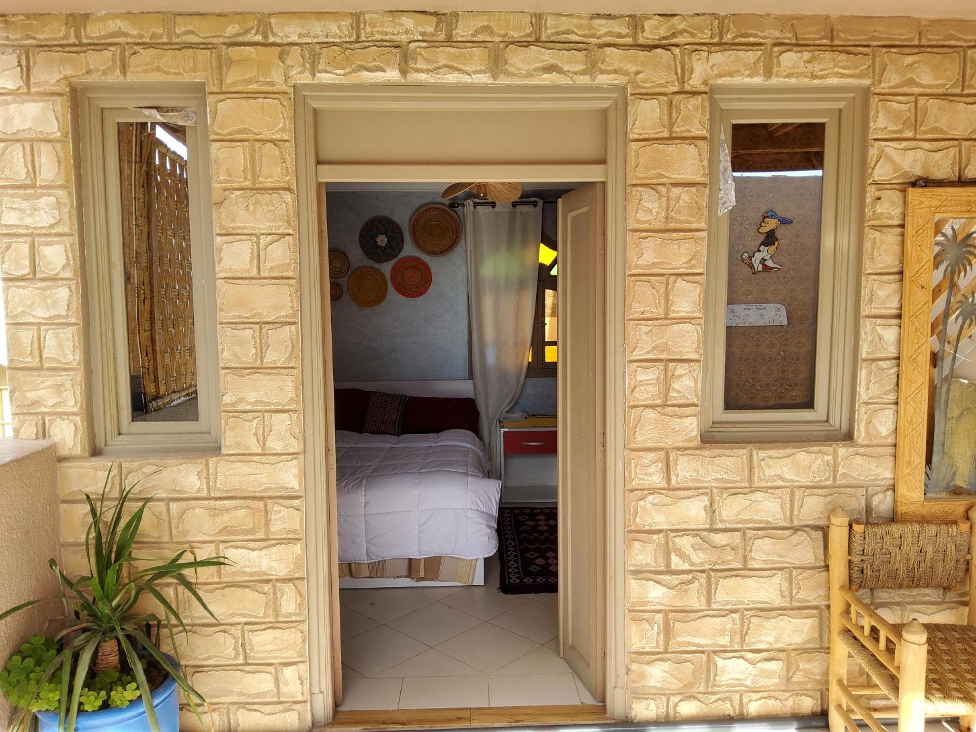 Surf & Salsa Guest House Agadir Bagian luar foto